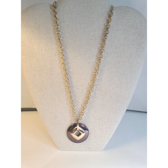 Vintage Liz Claiborne Gold Tone Necklace Deep Purple Pendant 20" - Picture 2 of 8